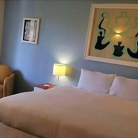 Sullivans Hotel-2